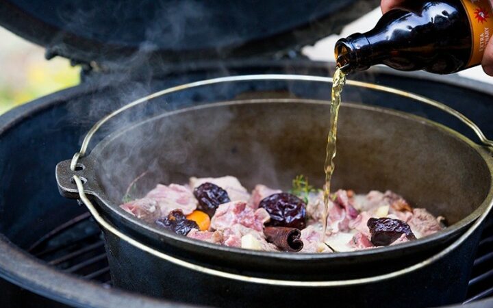 Green egg dutch oven hot sale